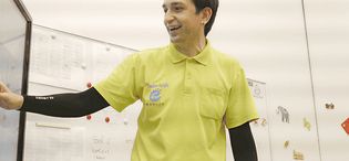 ネイティブ講師
バイリンガルスタッフ